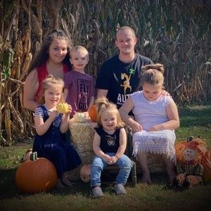 Meet your Posher, Cory